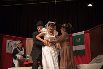 Gledališka predstava: Barillonova poroka