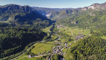Pustovanje na Bohinjski Beli