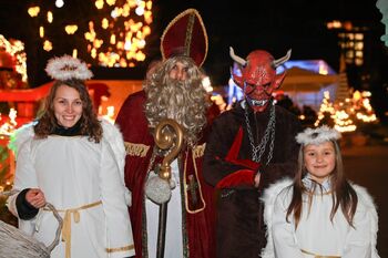 Zimska pravljica: Prihod Miklavža