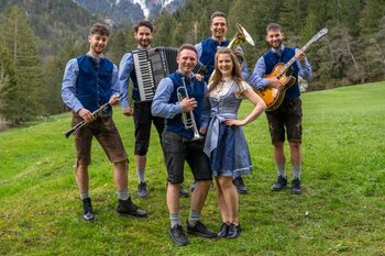 Koncert: Ansambel Svizci