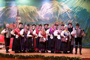 24. Veselo po domače