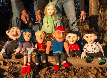 Otroški program: Lutkovni muzikal Peter Klepec