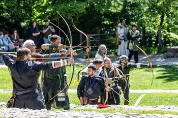 Historični lokostrelski turnir