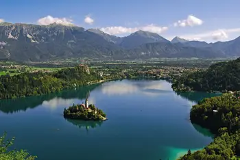 Osrednja slovesnost ob prazniku Občine Bled