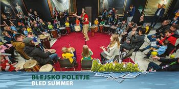 Otroško poletje: Tolkalni krog (bobnarska aktivnost za družine)