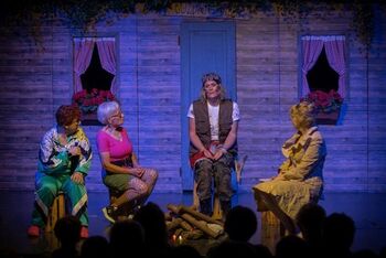 Gledališki abonma KD Bohinjska Bela: Nič resnega