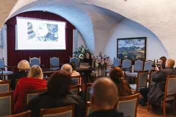 Predstavitev publikacije Razgledi 14