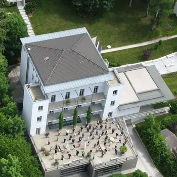 Letni mednarodni kadrovski forum