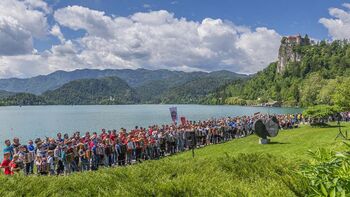 Harmonike ob Blejskem jezeru