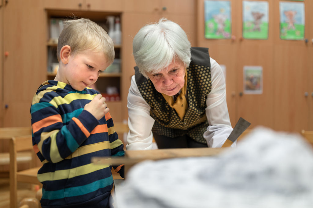 Čebelar na obisku v sklopu projekta Štartaj kot čebelar