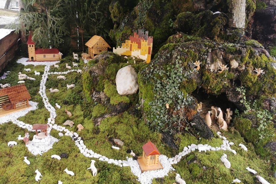 V Valični vasi Betlehemska vasica v malem