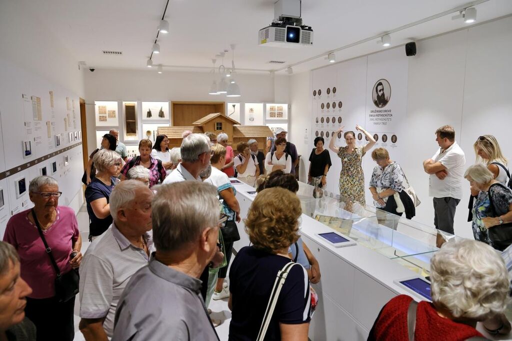 Romarska agencija Aritours 30-letnico delovanja obeležila v naši občini