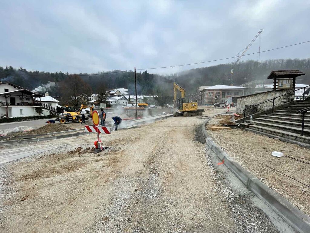 Obvestilo - popolna zapora ceste v Žabjeku pri Višnji Gori