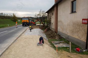 V Zgornji Dragi poteka izgradnja pločnika