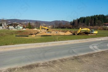 Začela se je gradnja krožišča na zahodni obvoznici v Ivančni Gorici