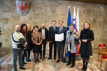 Občina Ivančna Gorica prejela certifikat »Branju prijazna občina«