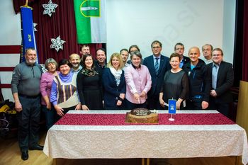 Planinsko društvo Polž ob 20-letnici delovanja razvilo prapor in izdalo jubilejni zbornik