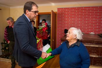 Devetdesetega rojstnega dne se je razveselila Jožefa Rogelj iz Debeč