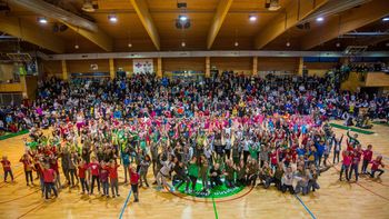 Plesna produkcija Plesne šole Guapa popeljala obiskovalce v Trolsvet