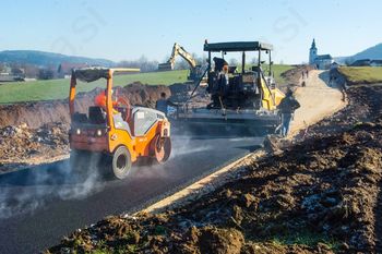 Zaključena asfalterska dela po občini Ivančna Gorica