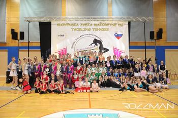 Mažoretke iz Ivančne Gorice uspešne na 1. mednarodnem prvenstvu