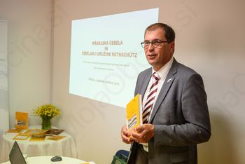 Predstavitev monografije Kranjska čebela in čebelarji družine Rothschütz