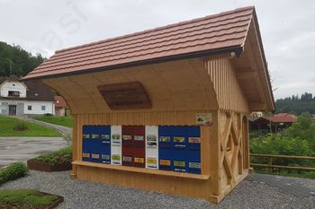 Čebelnjak Kranjske čebele v Višnji Gori je zaživel