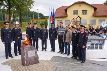 Slovesna položitev temeljnega kamna za nov gasilski dom v Temenici