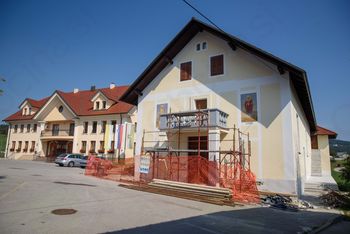 Zaključuje se obnova kulturnega doma v Šentvidu pri Stični Zaključuje se obnova kulturnega doma v Šentvidu pri Stični