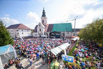 37. vseslovensko srečanje mladih v Stični 37. vseslovensko srečanje mladih v Stični