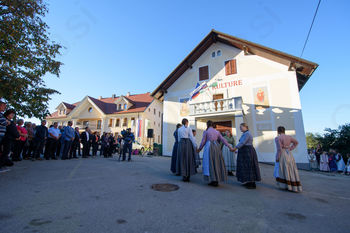 FOTO: Dom kulture v Šentvidu pri Stični z novo podobo