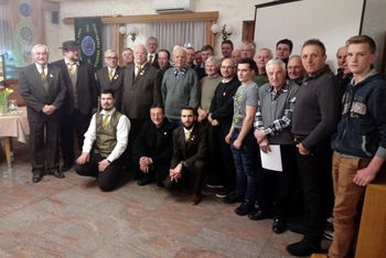 Aktivno leto tudi za čebelarje Čebelarskega društva Krka - Zagradec