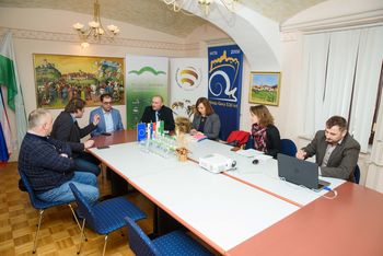 Čebelarski projekt v Višnji Gori pomemben tudi na državni ravni