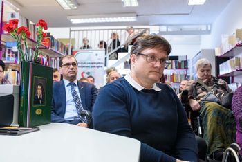 Kulturni praznik smo obeležili tudi z odprtjem razstave Damjana Roglja