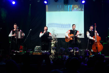 Krjavlji že dve desetletji na glasbeni sceni