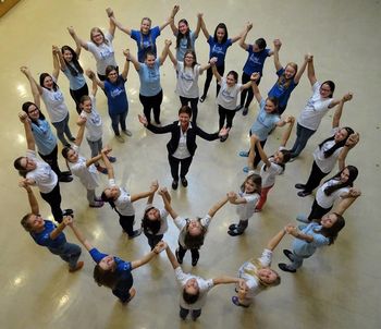 Mladinski pevski zbor šentviške šole ob 10.15 uri V ŽIVO iz Slovaške Mladinski pevski zbor šentviške šole ob 10.15 uri V ŽIVO iz Slovaške