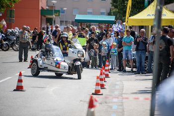 Vabljeni na preventivno akcijo »Motorist za vedno« Vabljeni na preventivno akcijo »Motorist za vedno«