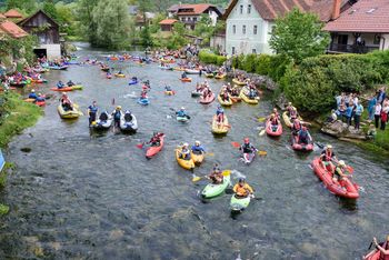 43. Spust po reki Krki