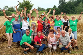 Na Kitnem Vrhu že devetnajstič želi s srpi