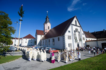 Slovesna umestitev novega stiškega opata p. Maksimilijana Fileja