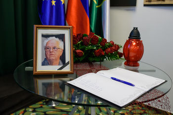 Žalna slovesnost v spomin na častnega občana Leopolda Severja