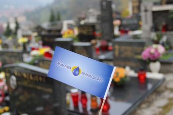 Dobrodelna akcija »Manj svečk za manj grobov« Študentskega kluba Groš