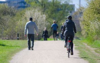 Popolna prepoved gibanja in zbiranja na javnih mestih, denarna kazen za kršitelje
