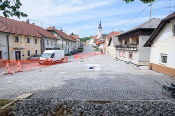 Občina tudi v času epidemije izvaja gradbena dela v Višnji Gori
