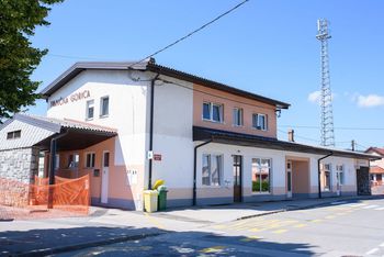 Ivančna Gorica bo dobila sodobno avtobusno postajališče in prenovljeno železniško postajo