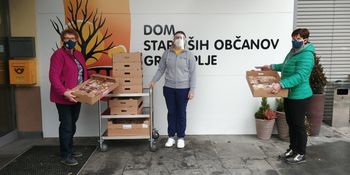 Lepa gesta Ivanjščic varovancem doma upokojencev v Grosuplju