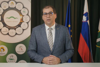 Ob dnevu slovenske kulture smo se poklonili Jurčiču in čestitali Jurčičevim nagrajencem