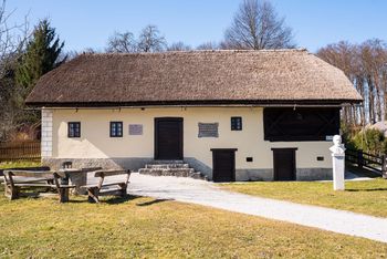 Dnevi odprtih vrat na Jurčičevi domačiji