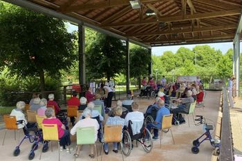 Jurčičevo leto v domu upokojencev Grosuplje