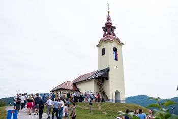 Blagoslov obnovitvenih del cerkve sv. Andreja "na hribčku" v Sobračah